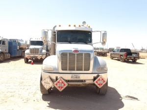 2015 Peterbilt 348