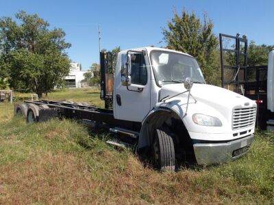 2014 Freightliner M2 106 T/A