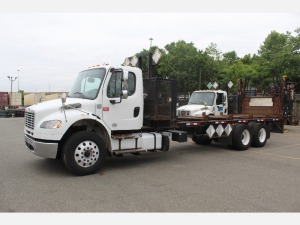 2017 Freightliner M2 106