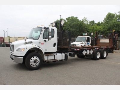 2017 Freightliner M2 106