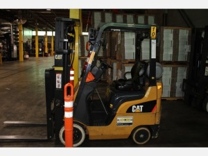 2012 CAT C3000