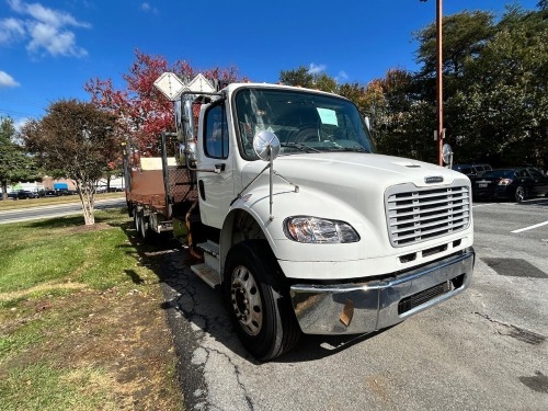 2016 Frightliner M2 106