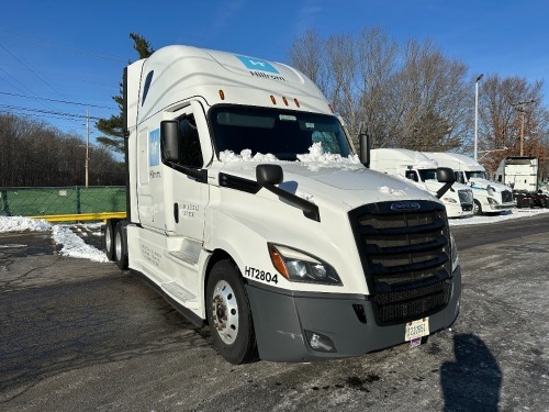 2020 Freightliner Cascadia 126 Sleeper