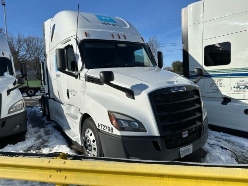 2020 Freightliner Cascadia 126 Sleeper