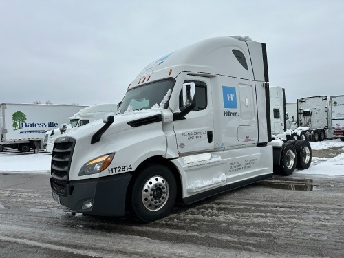 2020 Freightliner Cascadia 126 Sleeper