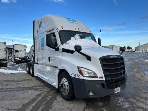 2020 Freightliner Cascadia 126 Sleeper