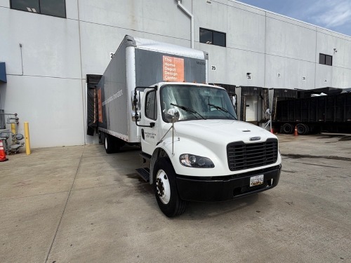 2021 Freightliner M2 106