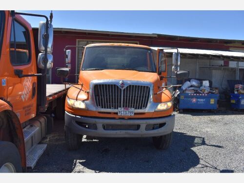 2016 INTERNATIONAL 4400 T/A