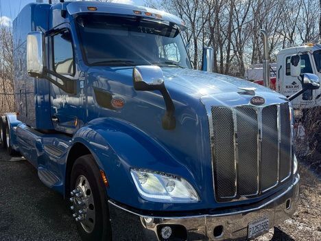 2016 PETERBILT 579